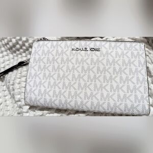 Michael Kors Monogramed wrislet